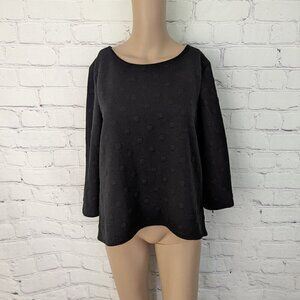 W5 Black Textured Polka Dot Top sz M